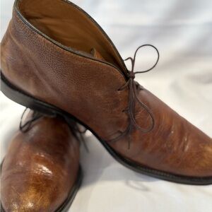 Men's Classic Brown Leather Chukka Boots